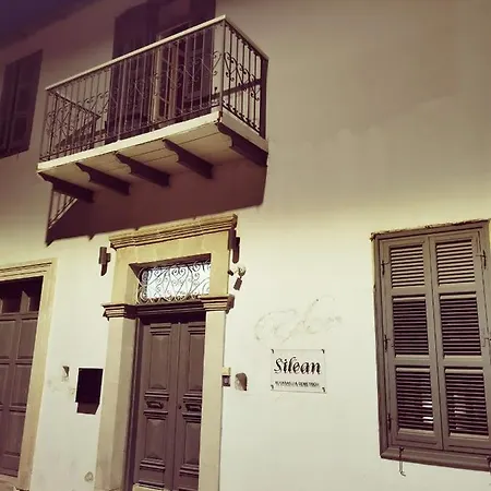Hotel Rooms In Historic Building - Silean
